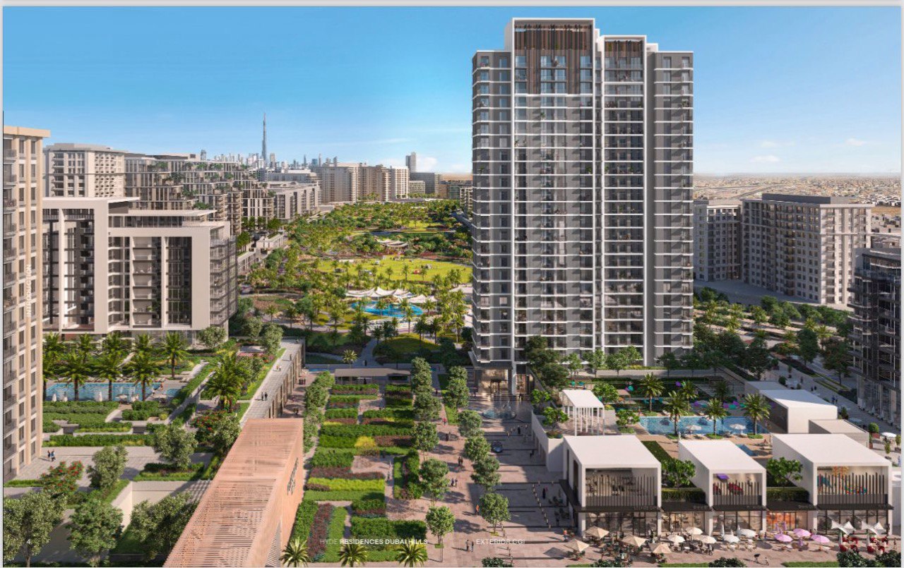 photo_5827894699820696121_y